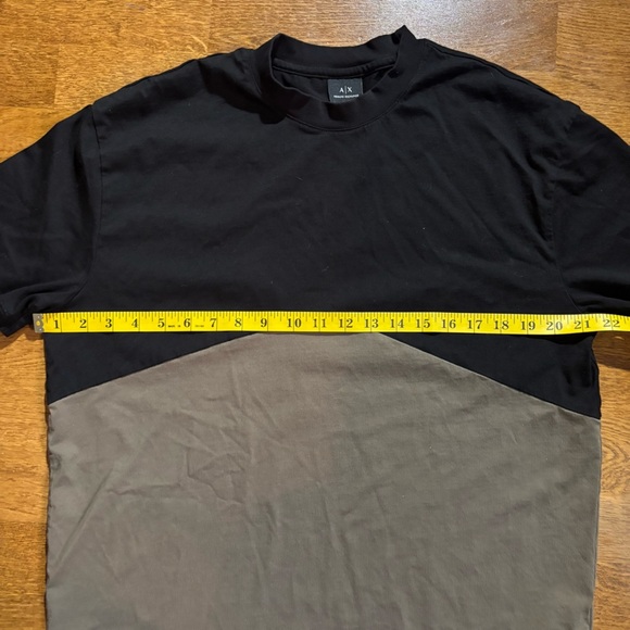 Armani Exchange Men’s Colorblock Logo Tee – Size M - Picture 8 of 8